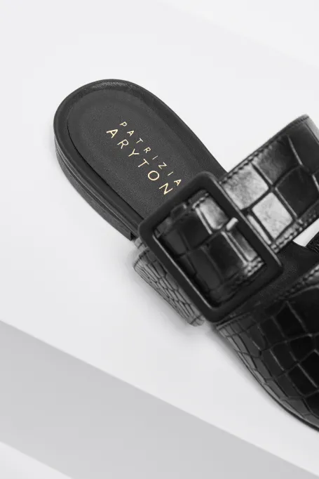 Schuhe aus echtem Leder mit verstellbarem Riemen