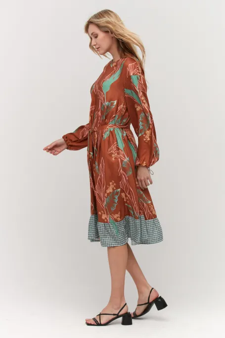 Seidenkleid muster