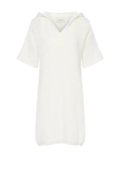 Weiße Stricktunika mit Kapuze Weiße Stricktunika mit Kapuze