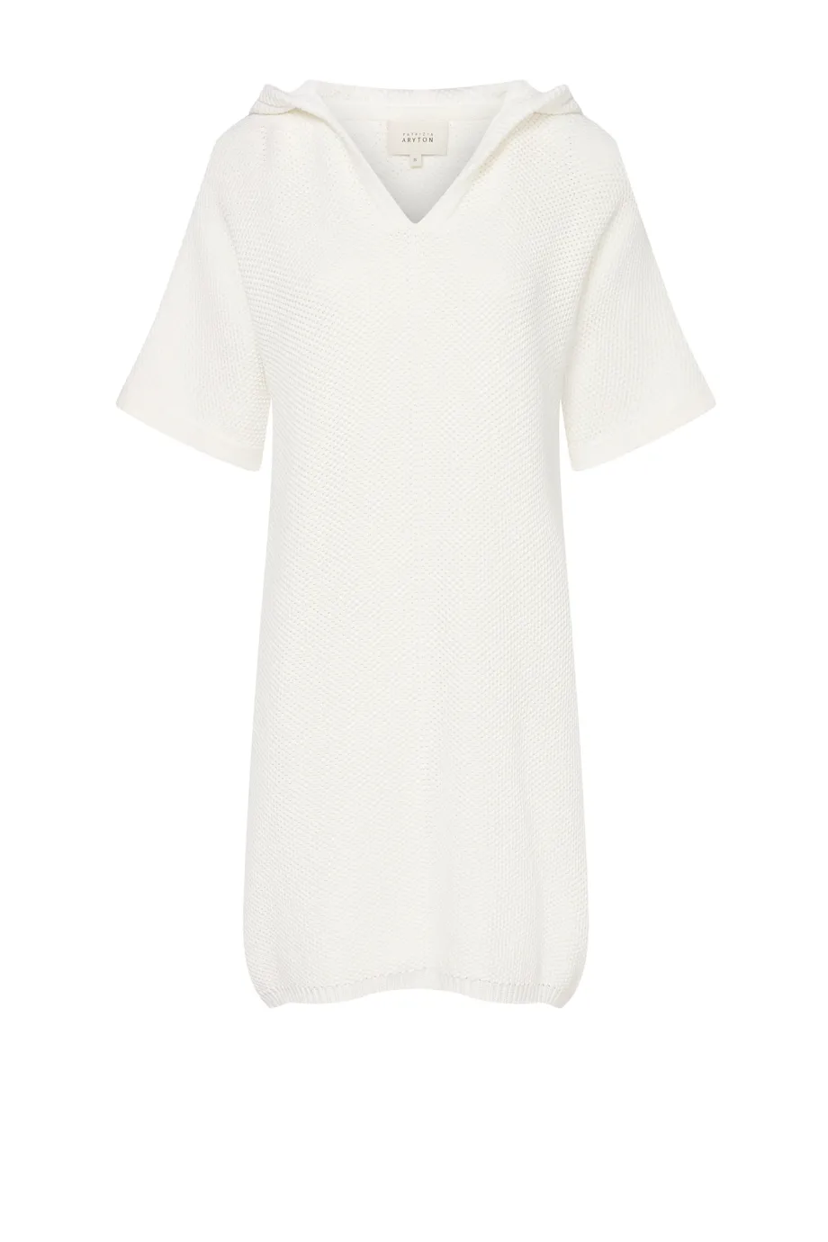 Weiße Stricktunika mit Kapuze Weiße Stricktunika mit Kapuze