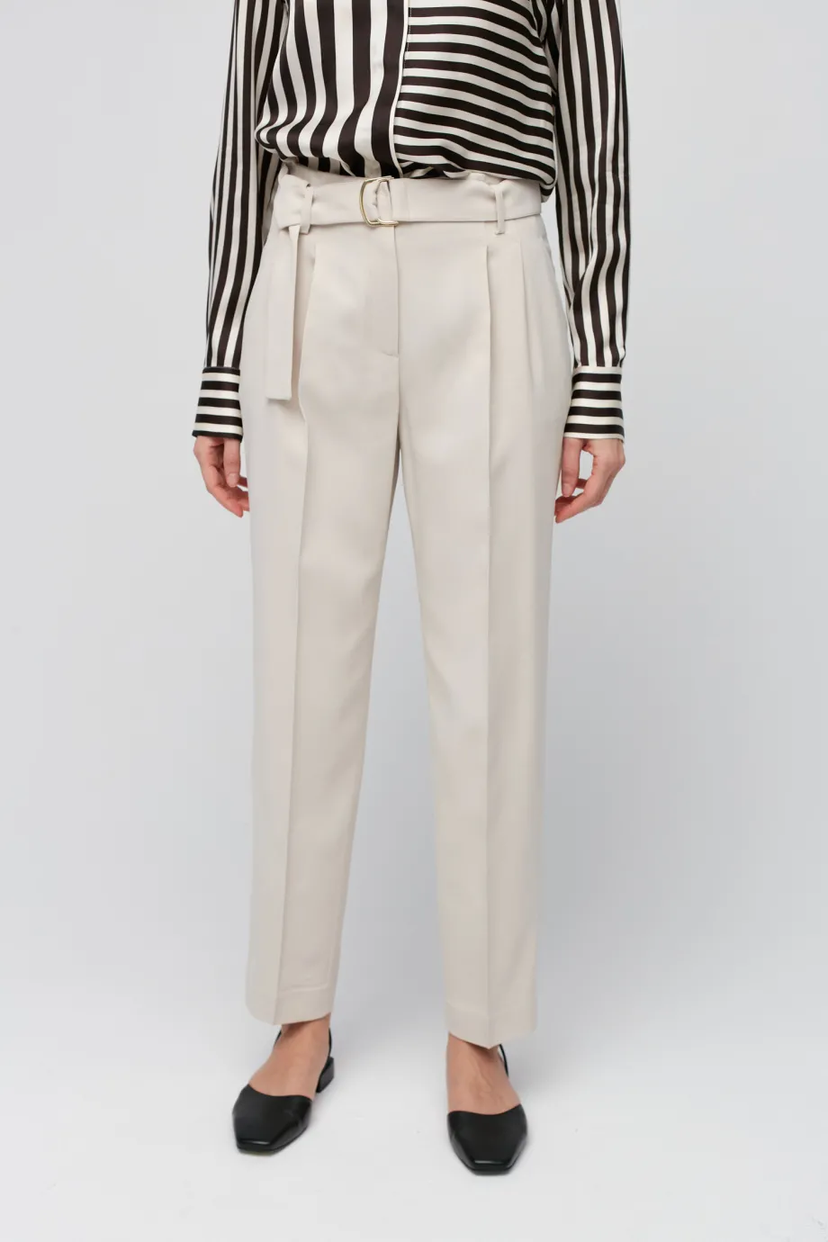 Hose mit Gürtel Hose mit Gürtel