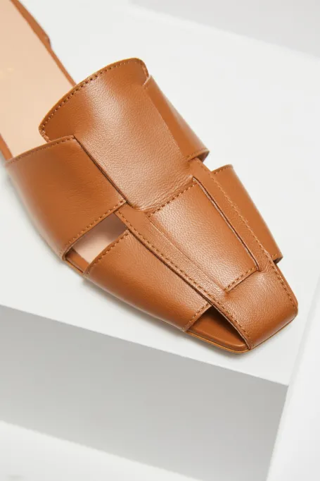 Geflochtene Lederpantoletten