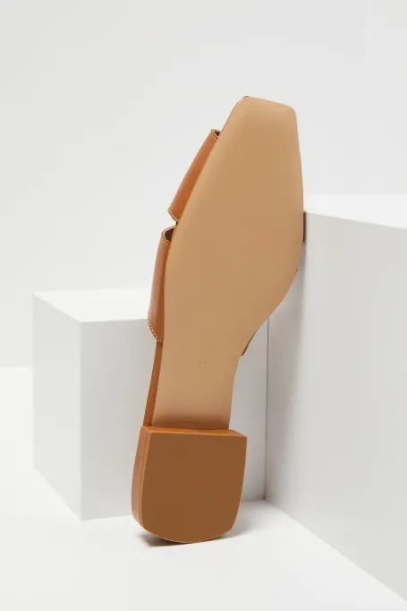 Geflochtene Lederpantoletten