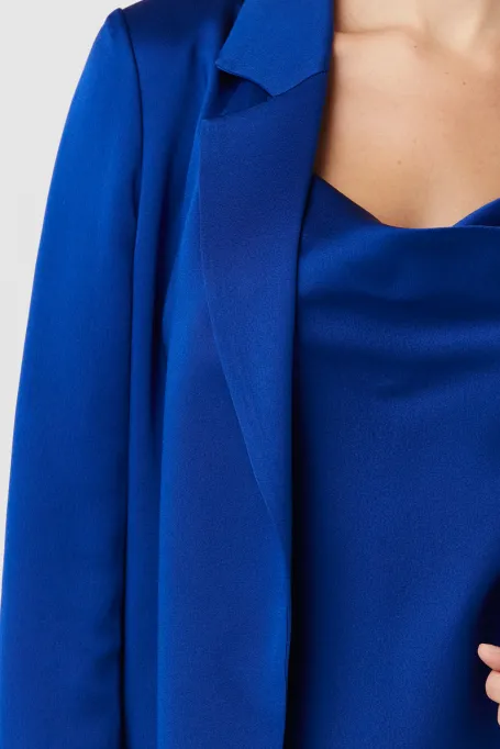 Ungeknöpfter Blazer zum Kleid