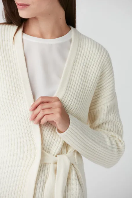 Weißer Cardigan aus Merinowolle