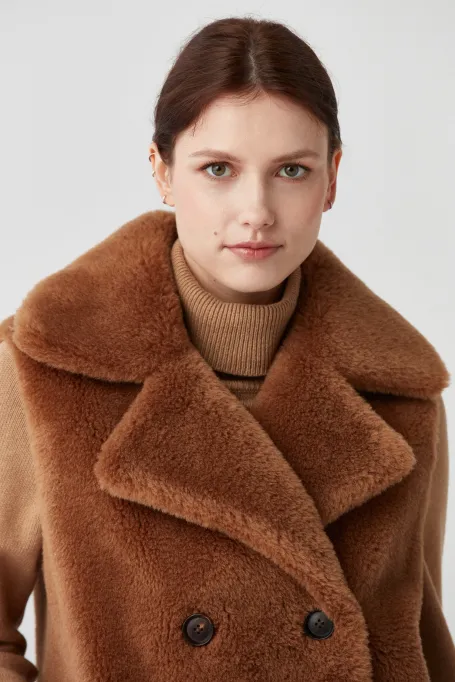 Zweireihige Teddy-Bär-Weste aus Wolle