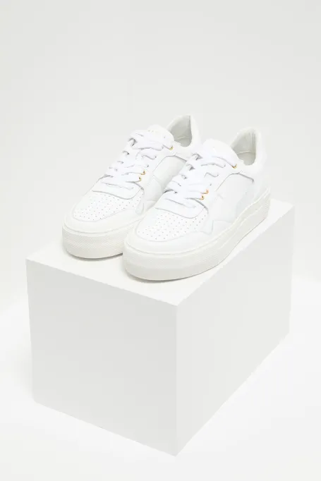 Weiße Ledersneakers