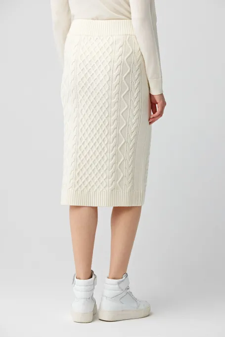 Weißer Rock aus Merinowolle