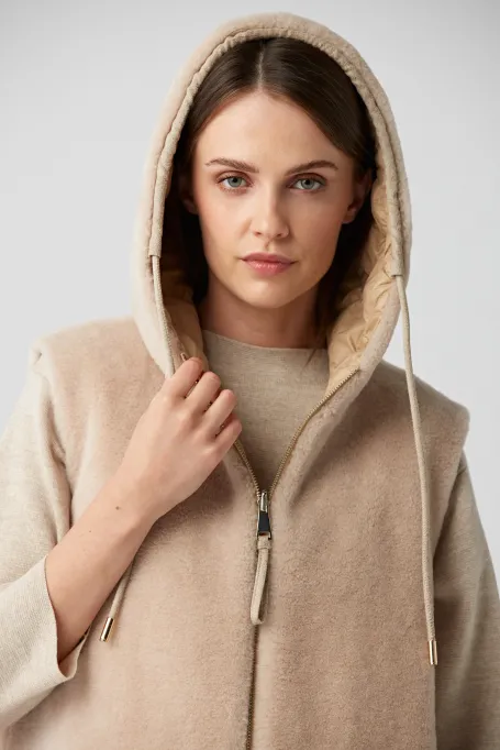 Wendeweste aus Teddy-Bär-Wolle