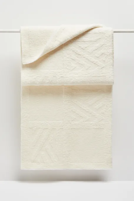 Weißer Schal mit Alpakawolle