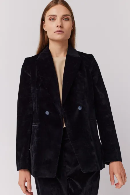 Schwarzer samtener Zweireiher-Blazer