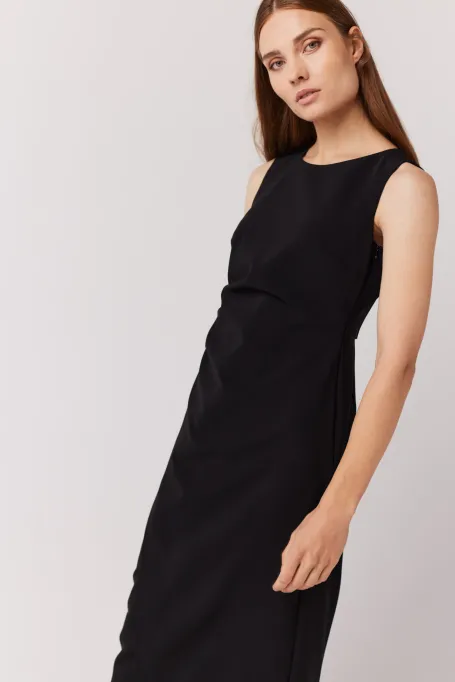 Schwarzes Maxikleid