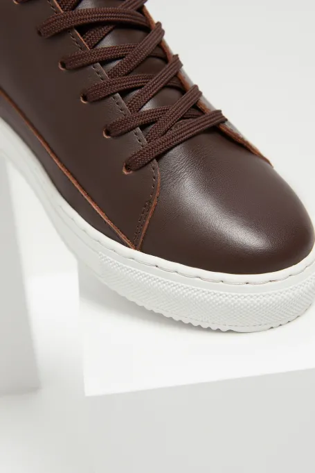 Braune Ledersneakers Braune Ledersneakers