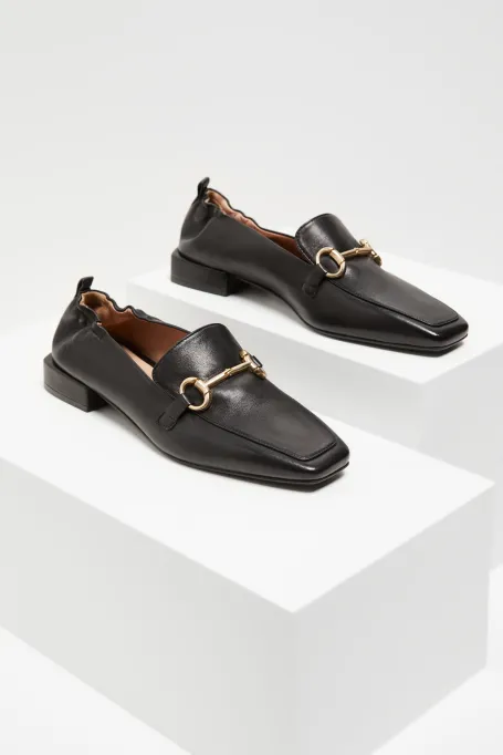 Schwarze Leder-Loafer