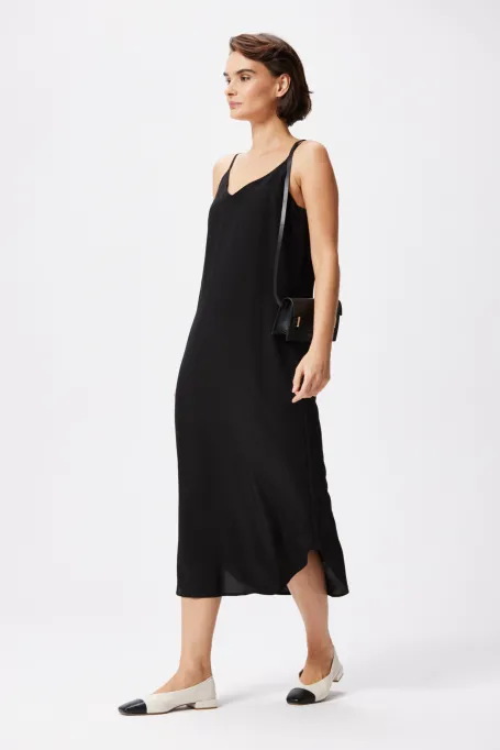 Schwarzes Seidenkleid