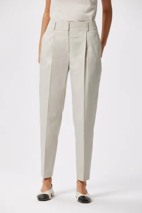 Baumwollhose mit Falten