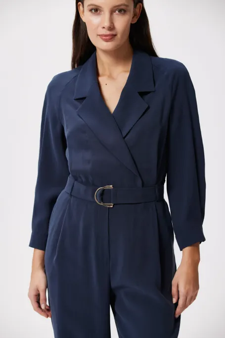 Dunkelblauer Jumpsuit mit Gürtel