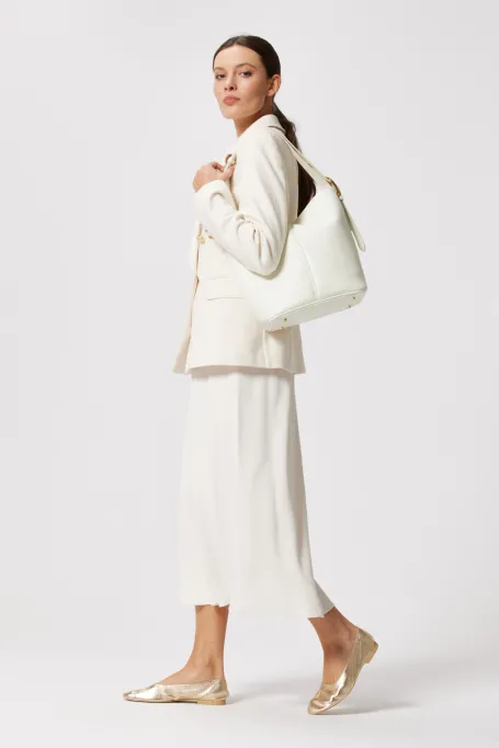 Weißer taillierter Blazer