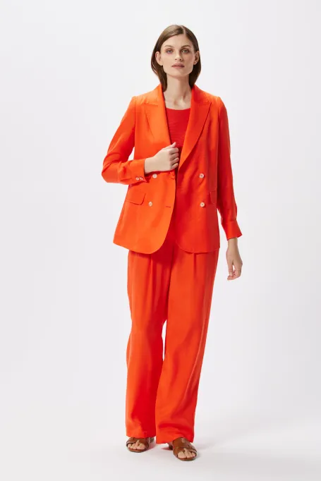 Zweireihiger Blazer zum Anzug
