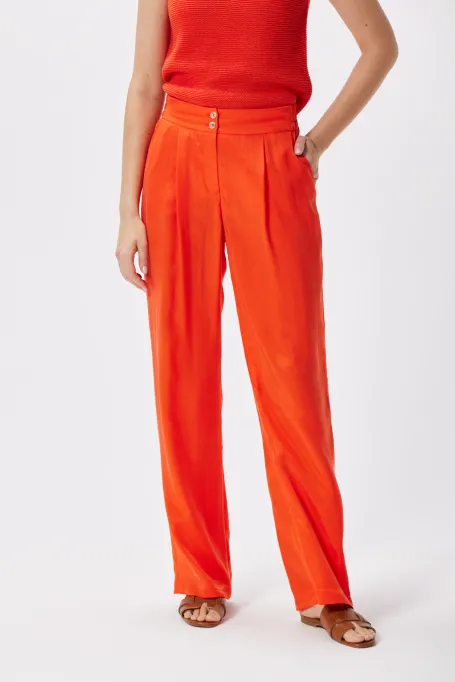 Hosen mit weitem Bein Hosen mit weitem Bein