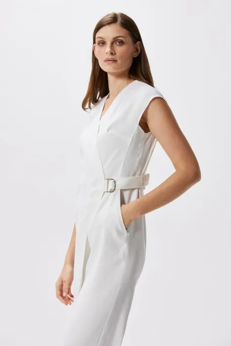 Weißer Leinen-Overall Weißer Leinen-Overall