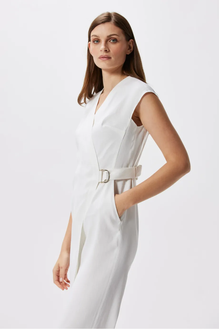 Weißer Leinen-Overall Weißer Leinen-Overall