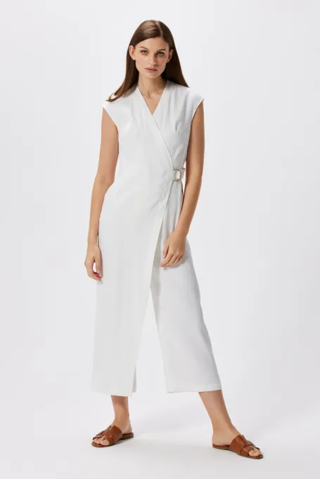 Weißer Leinen-Overall