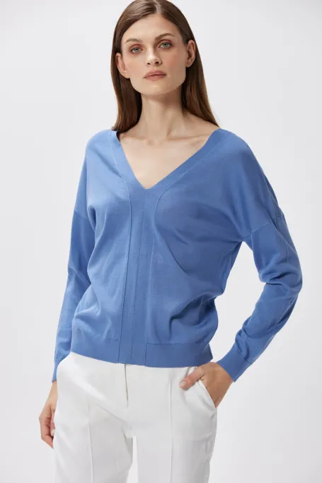 Hellblaue Bluse mit V-Ausschnitt blau