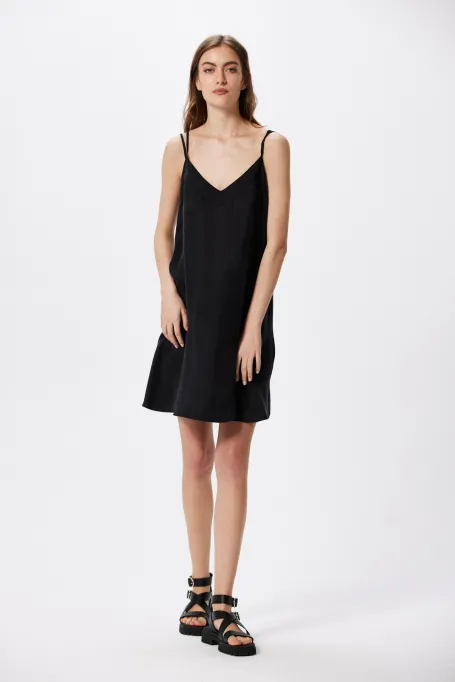 Schwarzes Mini-Kleid