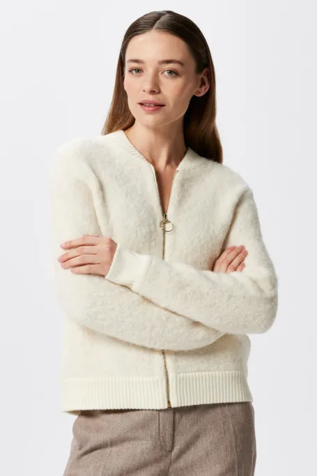 Weißer Cardigan aus Alpakawolle
