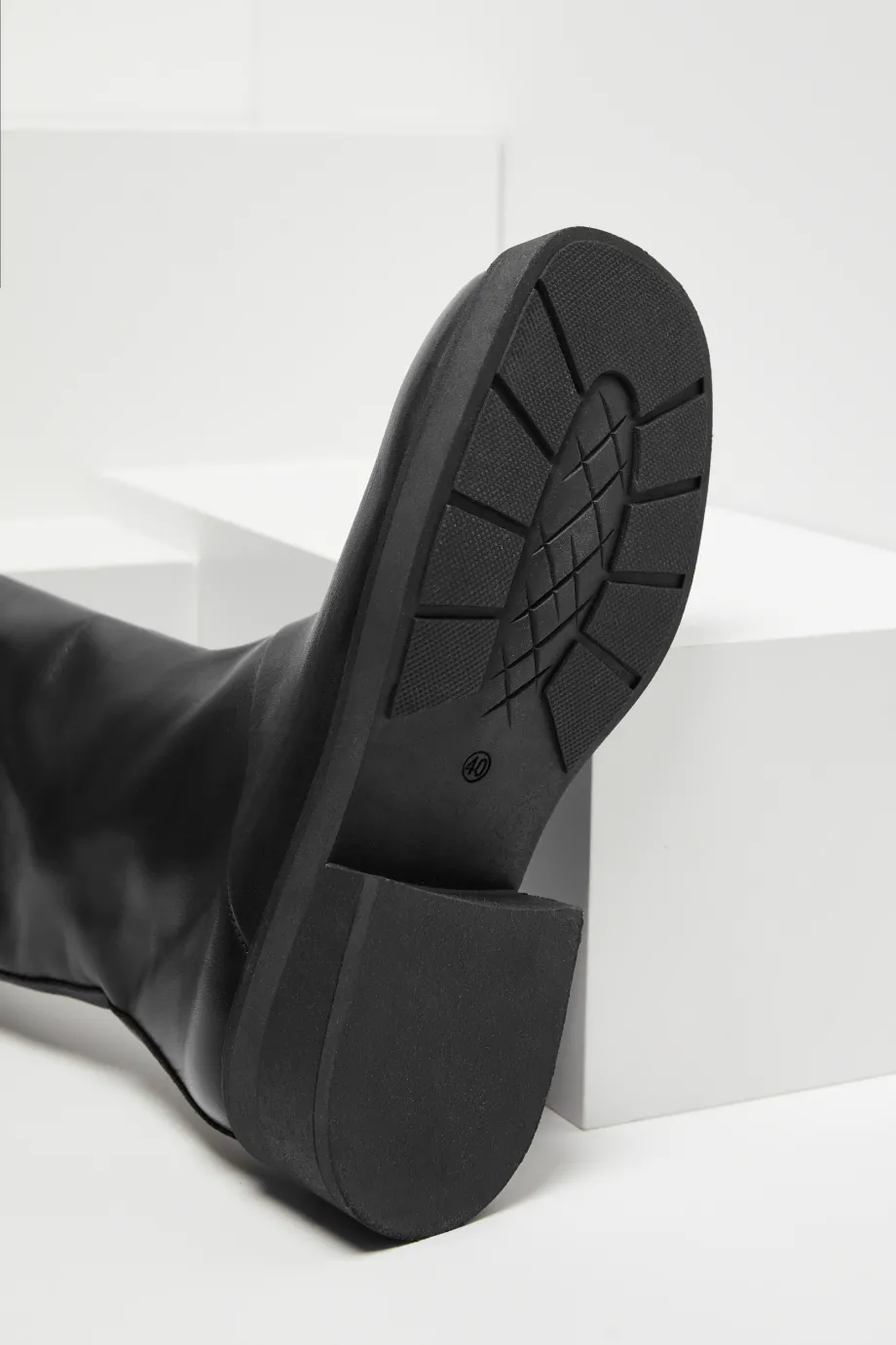 Schwarze Lederstiefel Schwarze Lederstiefel