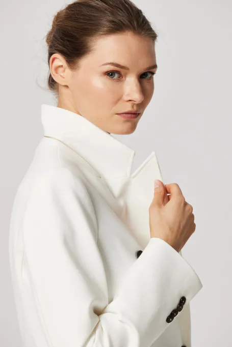 Weißes Sakko zum Anzug