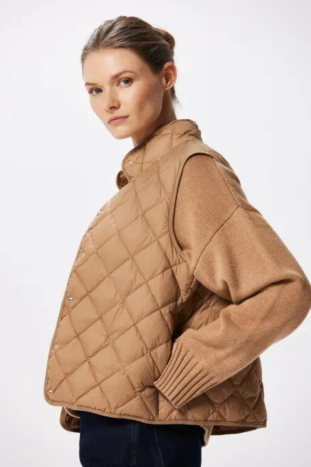 Gesteppte Daunenweste