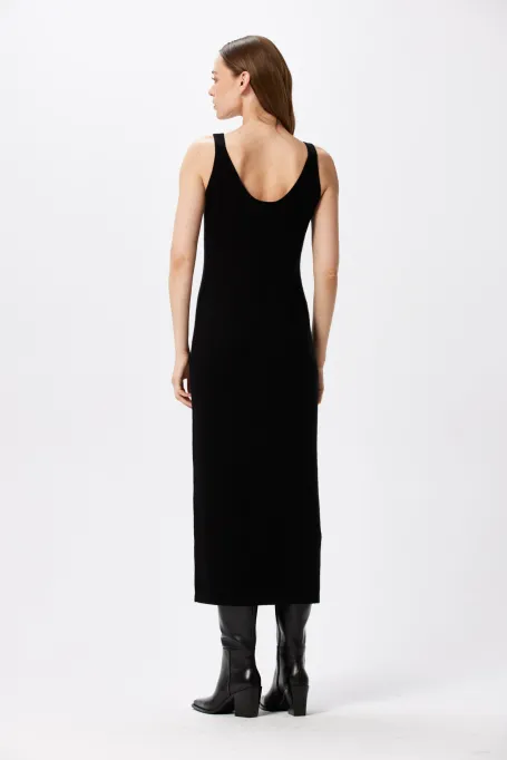 Schwarzes Kleid mit Kaschmir und Merinowolle