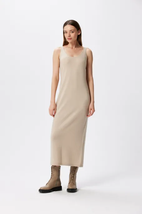 Beiges Kleid mit Kaschmir und Merinowolle