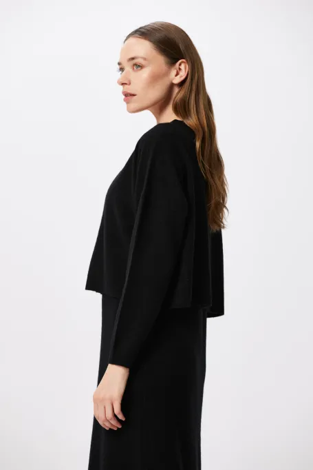 Kurze schwarze Strickjacke mit Kaschmir