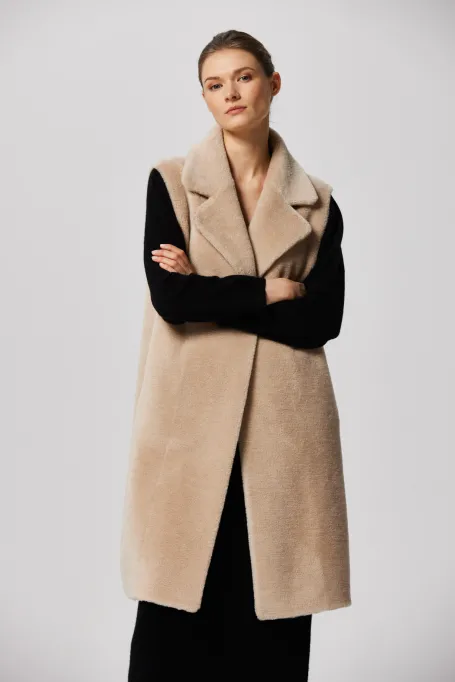 Langer beige Teddy-Bear-Wollweste