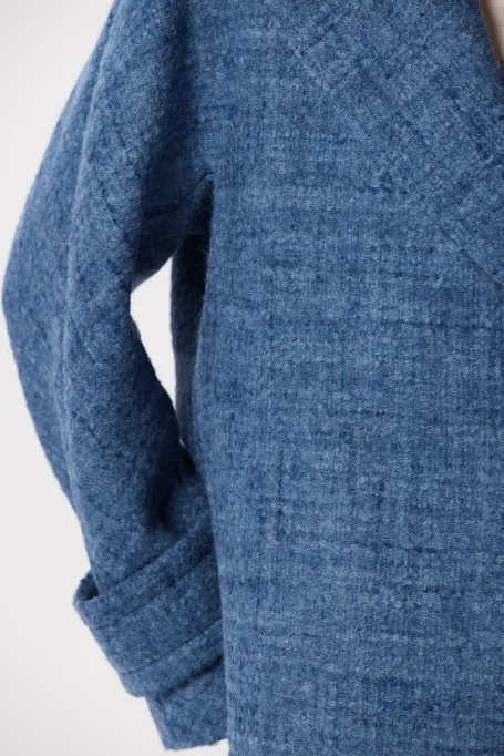 Hellblaue Jacke mit Alpakawolle