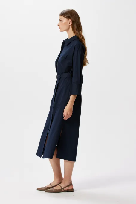 Dunkelblaue Hemdblusenkleid mit Gürtel