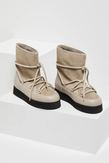 Beige Lederschneeschuhe