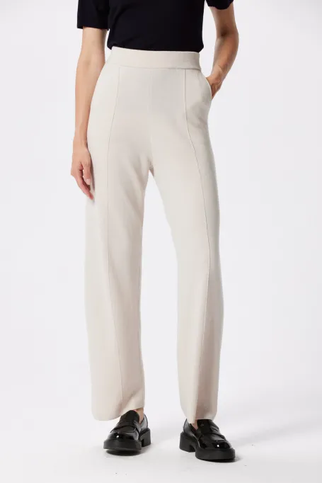 Beige weite Hose aus Merinowolle
