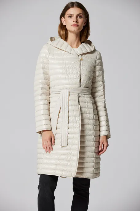 Leichte beige Daunenjacke mit Kapuze Mila