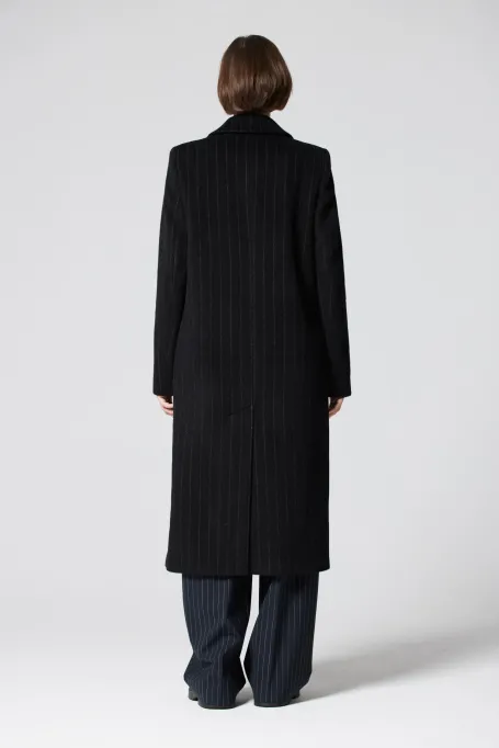 Wollmantel im Tennis-Design