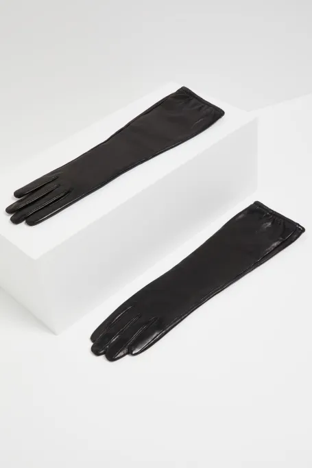 Schwarze lange Handschuhe