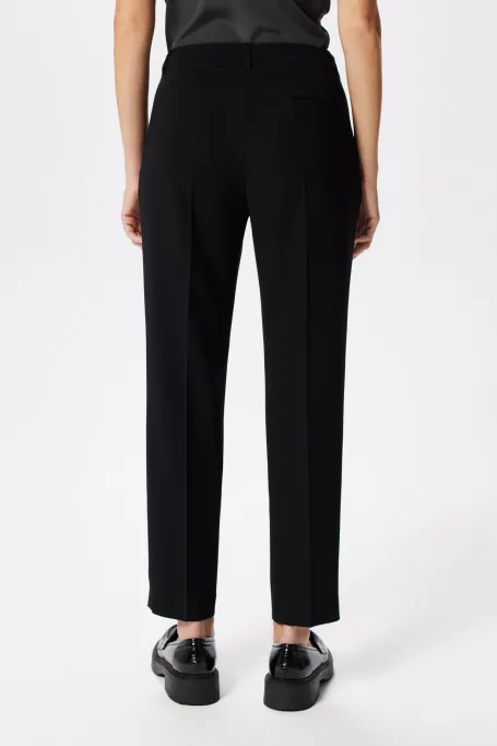 Elegante schwarze Lotto-Anzughose