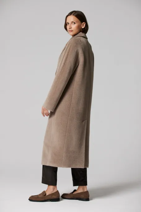 Beiger Zweireiher-Mantel mit Suri-Alpaka