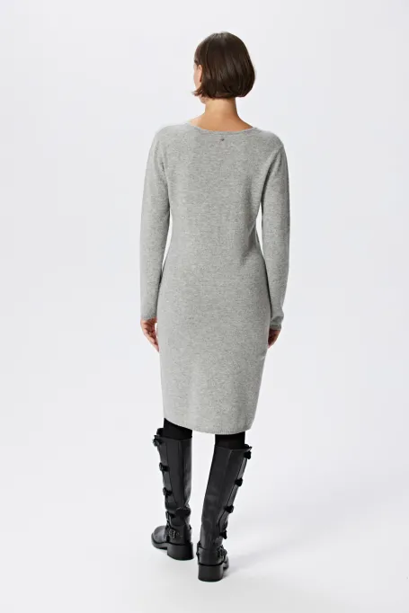 Graues Kaschmirkleid