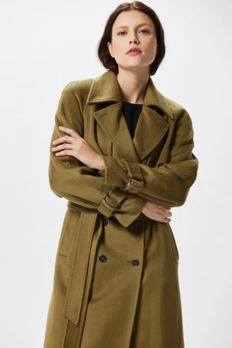 Grüner Wolltrench mit Seide und Kaschmir