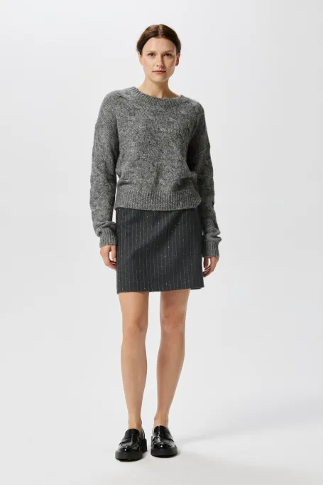 Grauer Pullover mit Alpakawolle