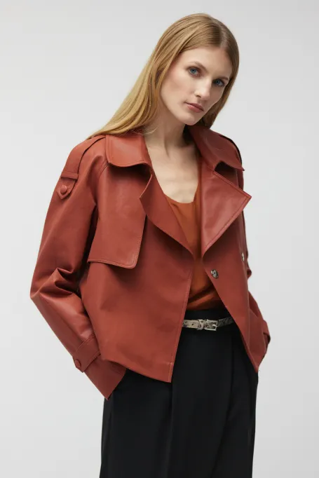 Kurze Baumwolljacke mit Schulterklappen